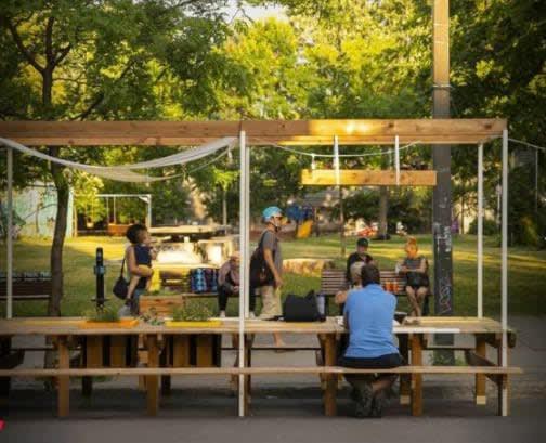 Ideal Group In Charming Le Plateau Near Metro Apartment